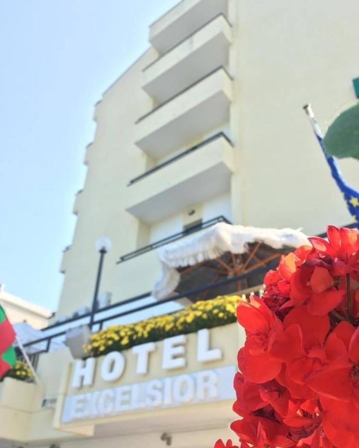 Hotel Excelsior Montesilvano Exterior photo