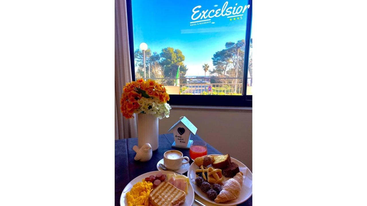 Hotel Excelsior Montesilvano Exterior photo